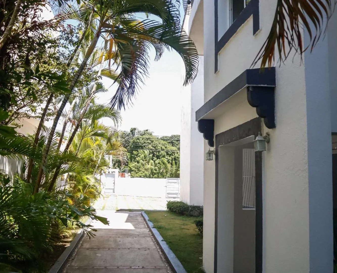 Salt Air & City Vibe Awaits! Just Minutes To Beach Puerto Plata Dominikana