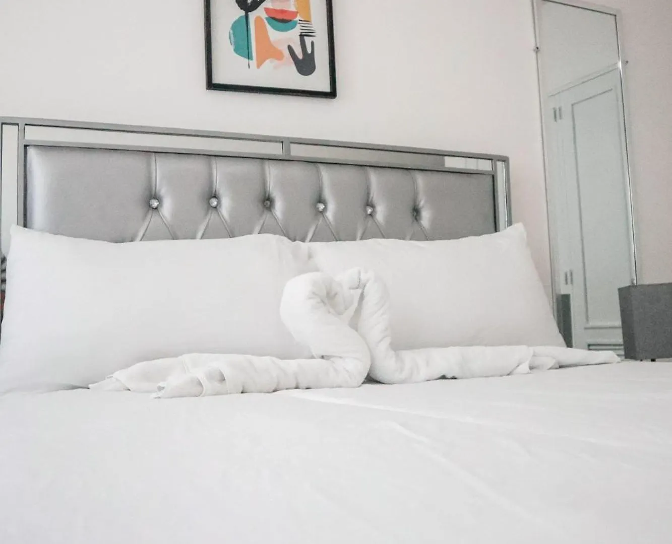 Salt Air & City Vibe Awaits! Just Minutes To Beach Puerto Plata Apartament