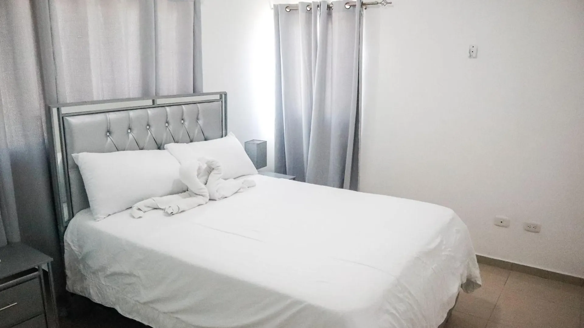 Salt Air & City Vibe Awaits! Just Minutes To Beach Puerto Plata Apartament